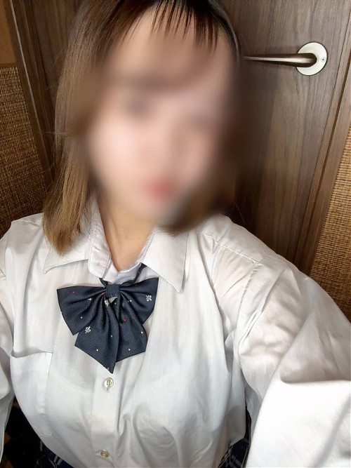 あいな